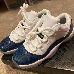 Air Jordan 11 retro low LE GS